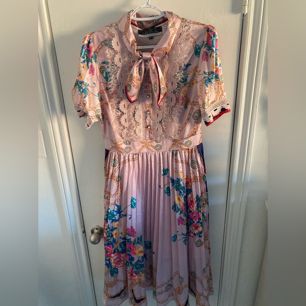 Floral Lace Midi Dress